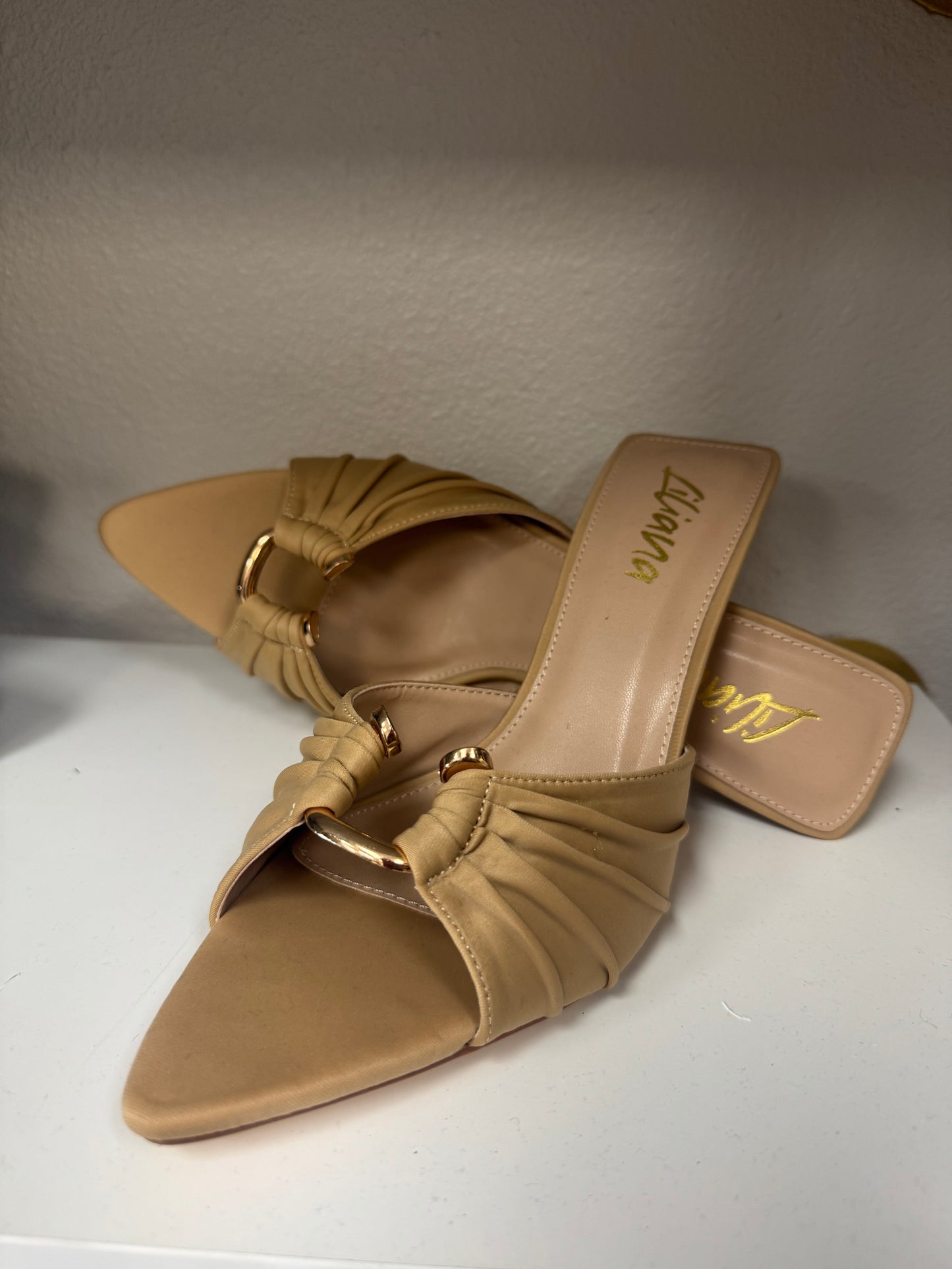 Jaz heels